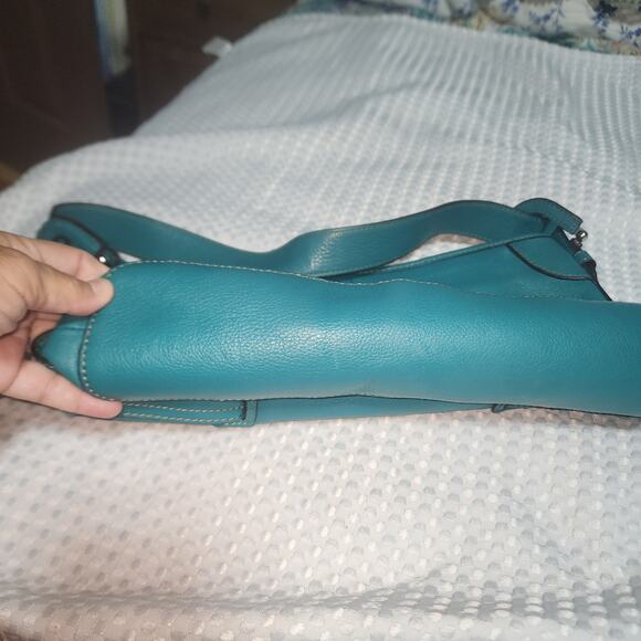 EITENNE AIGNER VINTAGE EUC TEAL LEATHER HOBO BAG - Picture 2 of 6